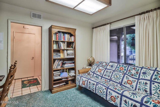 11820 Doral Avenue, Porter Ranch CA: https://media.crmls.org/mediaz/b3ade4a7-0e11-4ed3-bf85-f18e3af341da.jpg