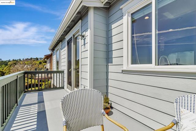 104 Seacliff Court, Richmond CA: https://media.crmls.org/mediaz/b3af52af-41cf-4d77-9968-59bed29f6b22.jpg