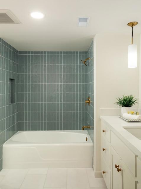 360 Everett Avenue, Palo Alto CA: https://media.crmls.org/mediaz/b3af5dea-ea44-46f8-ad43-059761ed0bd7.jpg