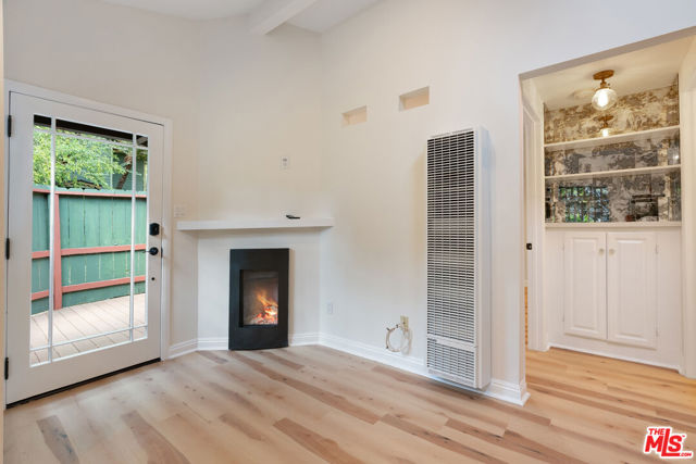 483 Sturtevant Drive, Sierra Madre CA: https://media.crmls.org/mediaz/b3b04cc2-a197-4d1d-accc-6ebcf68c5db5.jpg