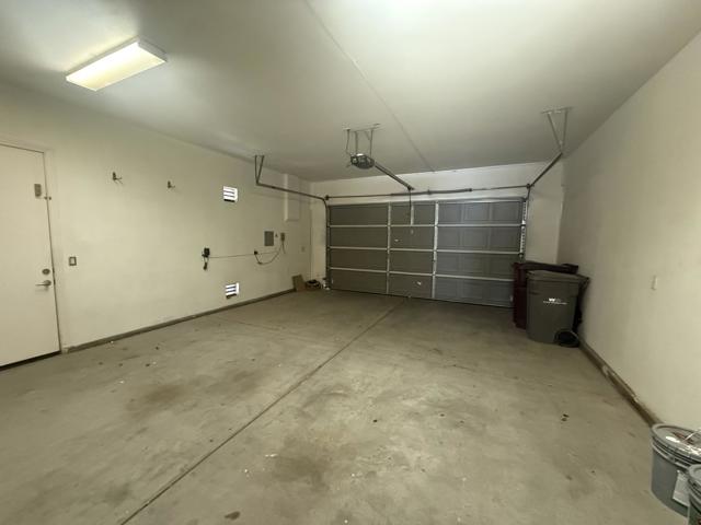 103 Romanza Lane, Palm Desert CA: https://media.crmls.org/mediaz/b3b0709b-d1c9-477f-a6aa-1798205050a8.jpg