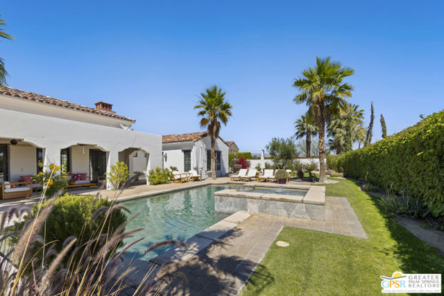 27 Cassis Circle, Rancho Mirage CA: https://media.crmls.org/mediaz/b3b114ec-8f67-40ce-9530-ae2311c0c87d.jpg