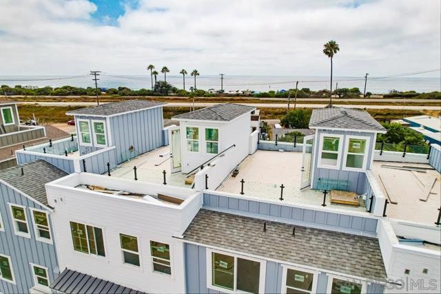 7508 Ponto Road, Carlsbad CA: https://media.crmls.org/mediaz/b3b18300-d2f9-4acf-8b76-3f5785dc0278.jpg