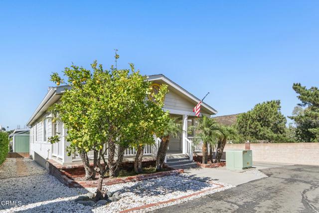110 La Fortuna, Newbury Park CA: https://media.crmls.org/mediaz/b3b2d177-948b-4a15-87a4-230e053ba13d.jpg