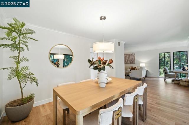 742 Wesley Way, Oakland CA: https://media.crmls.org/mediaz/b3b31125-936c-455d-b025-fd4fadbd6bd1.jpg