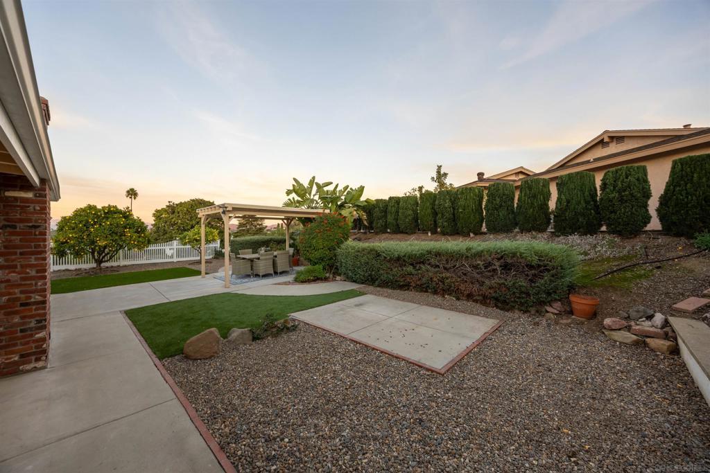 MLS #250045865SD image #29