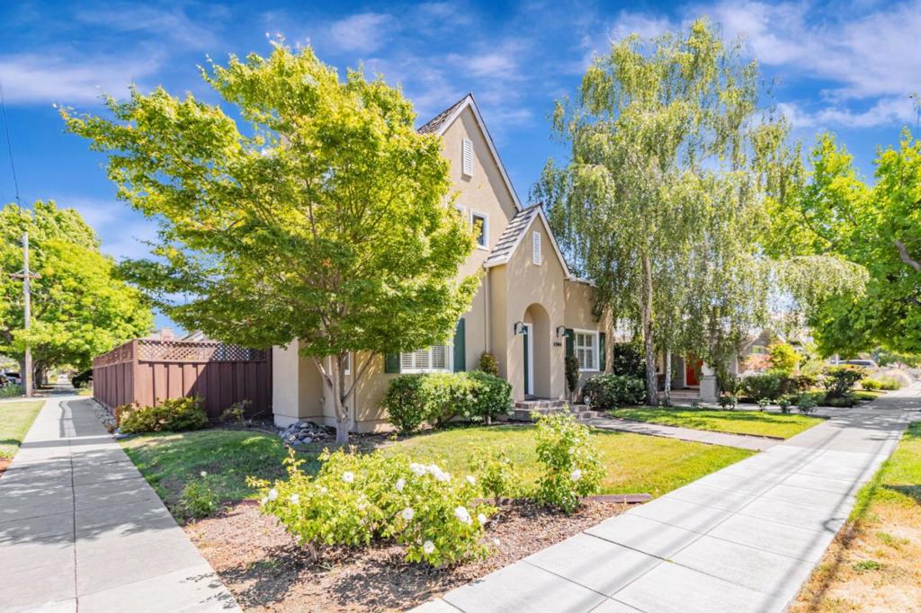 1304 Randol Avenue