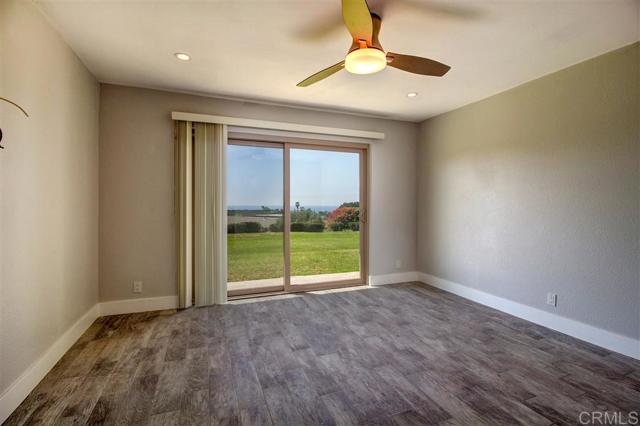 Detail Gallery Image 9 of 25 For 640 W Solana Cir #13,  Solana Beach,  CA 92075 - 2 Beds | 2 Baths