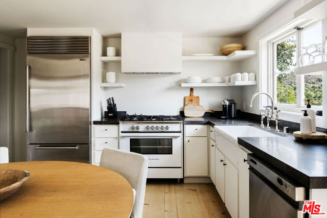 13240 Chalon Road, Los Angeles CA: https://media.crmls.org/mediaz/b3b6c2e4-66b2-44e4-ac1e-c34dc6150285.jpg