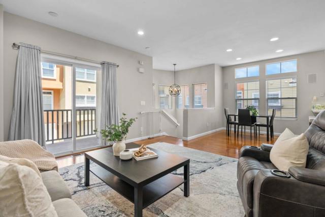 3454 Dayton, Fremont CA: https://media.crmls.org/mediaz/b3b8db57-1c85-4a6f-b7ed-d9ccbf0bdb77.jpg