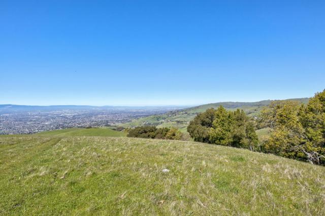 0 Bella Madeira Lane, San Jose CA: https://media.crmls.org/mediaz/b3b90d0b-ca42-4ee9-945c-a78a783b2fba.jpg