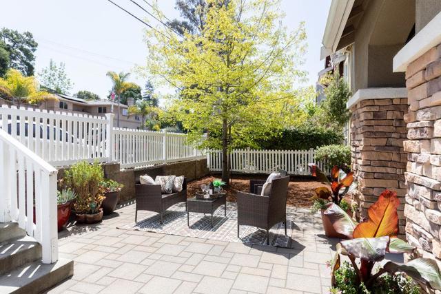 104 Meadowview Lane, Santa Cruz CA: https://media.crmls.org/mediaz/b3b9a8f3-3410-435f-89c8-be642d482673.jpg