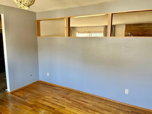7 Valdez Lane, Watsonville CA: https://media.crmls.org/mediaz/b3ba0b28-875f-406b-9233-a919534f4647.jpg