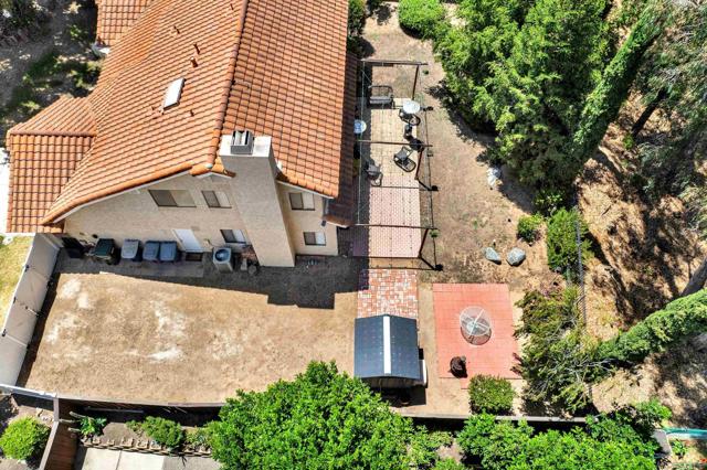 2010 Palsero Ave, Escondido CA: https://media.crmls.org/mediaz/b3ba992a-95f8-47d5-8f5f-aa350604e488.jpg
