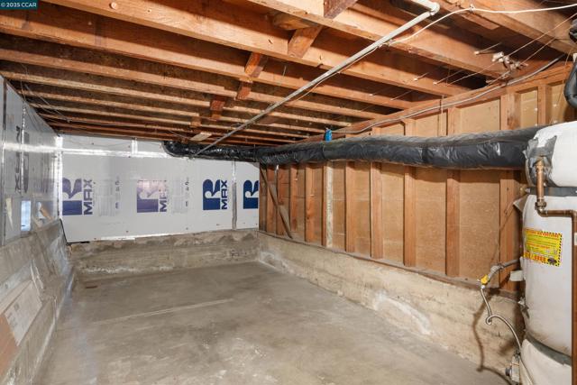 708 Cornell Ave, Albany CA: https://media.crmls.org/mediaz/b3bb1104-a6d7-4e81-b701-991255e25949.jpg