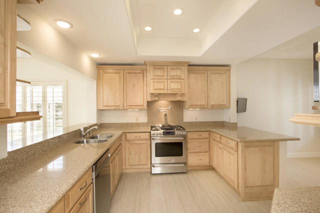 705 Vista Lago Circle N, Palm Desert, CA 92211