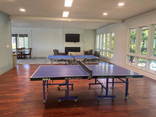 8129 Shelter Creek Lane, San Bruno CA: https://media.crmls.org/mediaz/b3bc0ada-c10e-467f-a1ce-dd3b31689410.jpg