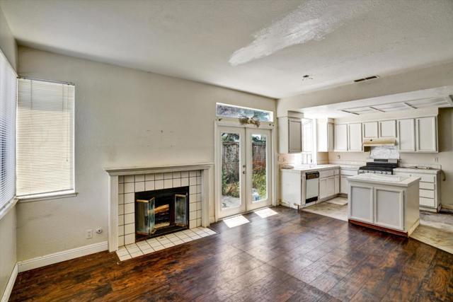 252 Waterview Terrace, Vallejo CA: https://media.crmls.org/mediaz/b3bc6c91-b56a-4525-882d-619a141aae3b.jpg