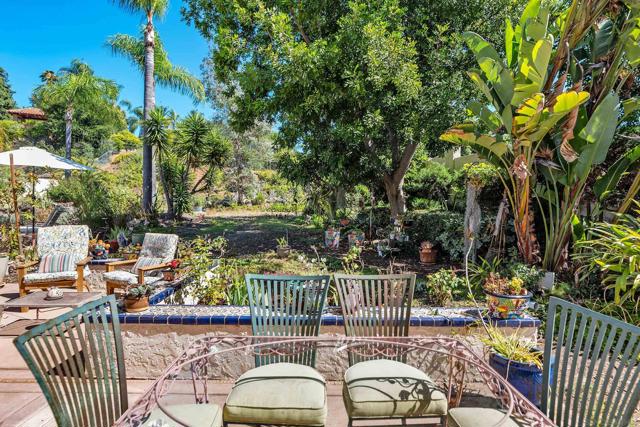 13414 Calle Colina, Poway CA: https://media.crmls.org/mediaz/b3bd5cd5-a229-4cac-98c2-4f5e94d43721.jpg