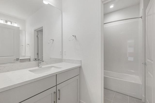 2102 Ivory Terrace, San Ramon CA: https://media.crmls.org/mediaz/b3bded6f-0d30-4fb4-bc06-6b1925379e81.jpg