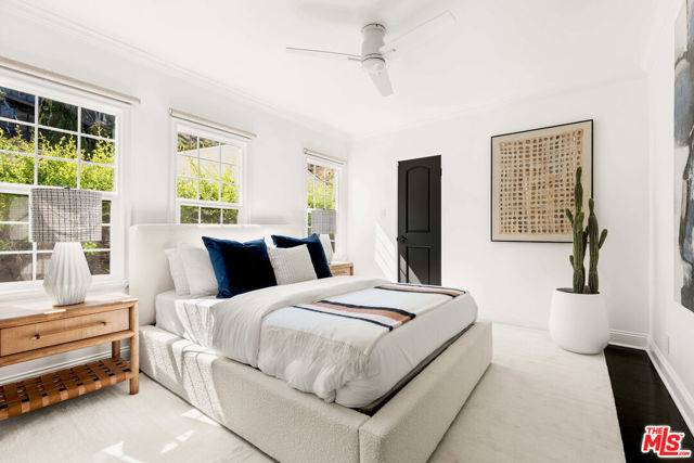 6475 San Marco Circle, Los Angeles CA: https://media.crmls.org/mediaz/b3be8f7b-8036-480f-9614-970525dff6b7.jpg