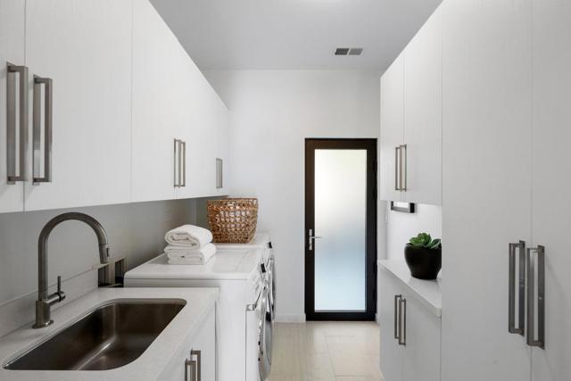 45 Kammerer Court, Hillsborough CA: https://media.crmls.org/mediaz/b3bf4a4d-ab6b-45bd-b42c-890e77917bb9.jpg