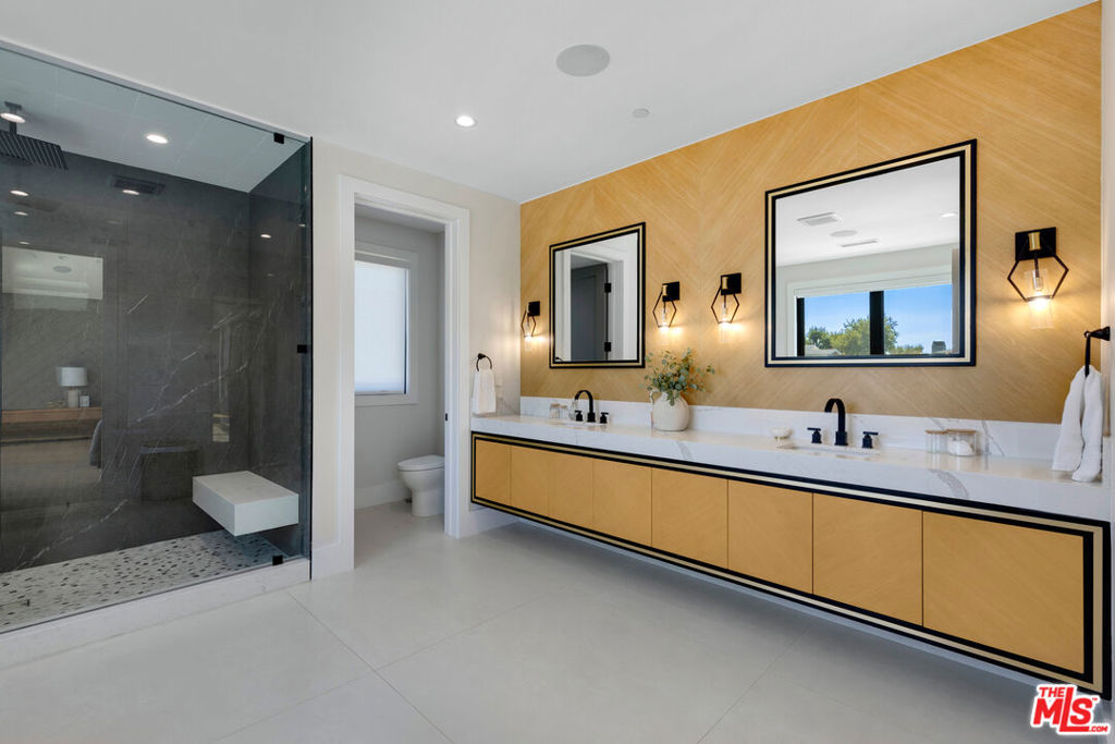 MLS #26858355 image #16