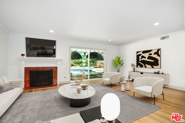 5020 Dantes View Drive, Agoura Hills CA: https://media.crmls.org/mediaz/b3bfd5c9-0583-439b-bb1c-ad0768adc374.jpg