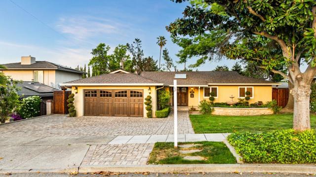 228 Prince Street, Los Gatos CA: https://media.crmls.org/mediaz/b3c05572-6d6f-4fd1-9c12-e015b6c97844.jpg