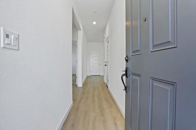 7200 Robins Cove Drive, Stockton CA: https://media.crmls.org/mediaz/b3c067c9-31ef-429a-a7f0-256277bc9671.jpg