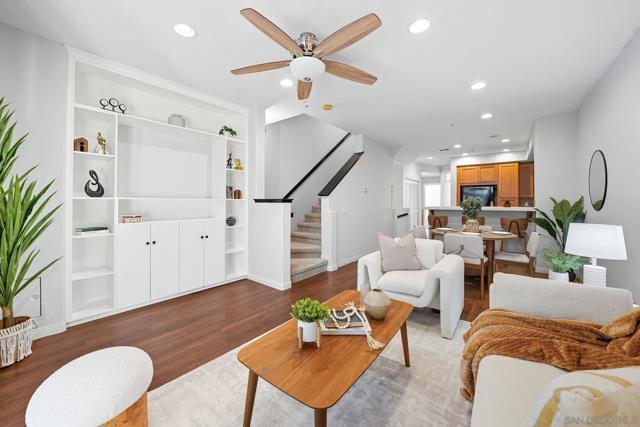 8783 Parkplace Ct, San Diego CA: https://media.crmls.org/mediaz/b3c0685f-0b76-44c2-9e43-4e35d5f11ea8.jpg