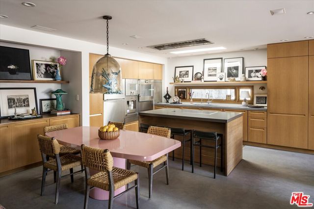 8466 Brier Drive, Los Angeles CA: https://media.crmls.org/mediaz/b3c07a21-e92d-45c4-a214-463917529200.jpg
