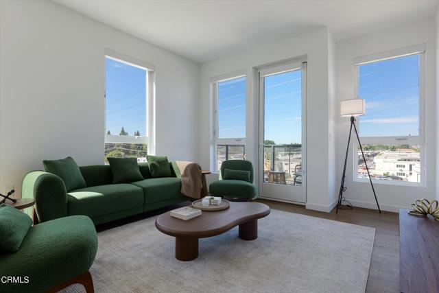 Detail Gallery Image 14 of 40 For 18900 Parthenia St #201,  Northridge,  CA 91324 - 1 Beds | 1 Baths