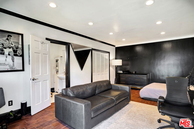 9210 S Van Ness Avenue, Los Angeles CA: https://media.crmls.org/mediaz/b3c13515-e56e-44ce-a16c-ee4151794c6a.jpg