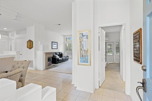 Detail Gallery Image 4 of 35 For 16054 Circa De Lindo, Rancho Santa Fe,  CA 92091 - 2 Beds | 2 Baths
