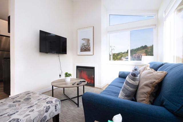 472 Lewis Lane, Pacifica CA: https://media.crmls.org/mediaz/b3c1950a-a4e8-4197-b9e6-7d438c759530.jpg