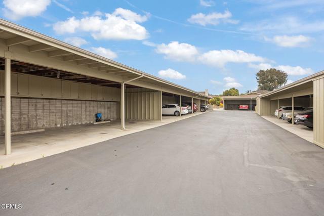 2247 Camilar Drive, Camarillo CA: https://media.crmls.org/mediaz/b3c1b0b0-865a-4880-8935-9ea33377bf93.jpg