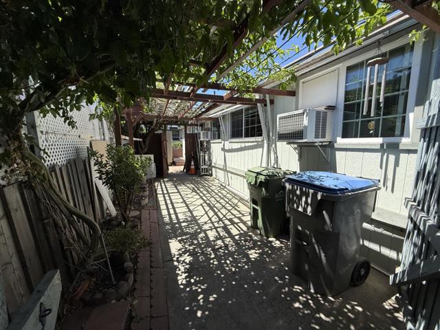 200 Ford, San Jose CA: https://media.crmls.org/mediaz/b3c23c51-4a4c-4a0e-8c4c-fd7bc1ead35e.jpg