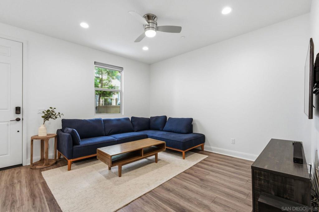 2464 Solara Lane - photo 15