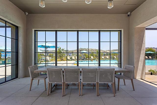 27924 Barley Court, Valley Center CA: https://media.crmls.org/mediaz/b3c2e47b-77f3-4d83-81e1-aa68cc50b269.jpg