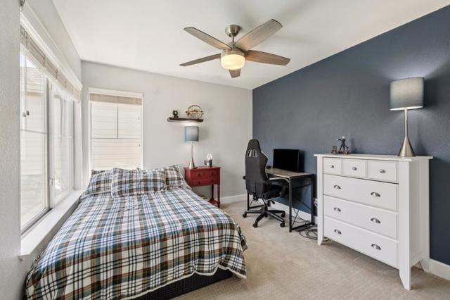 410 Krystallos Lane, Redwood City CA: https://media.crmls.org/mediaz/b3c31571-8523-44bb-9ebd-dedb00c1de36.jpg