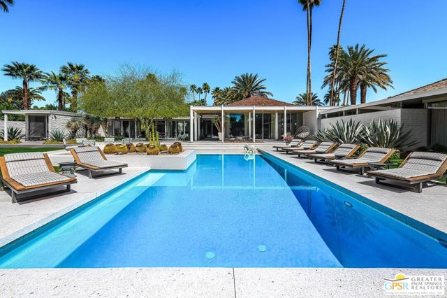 611 N Phillips Road, Palm Springs, CA 92262
