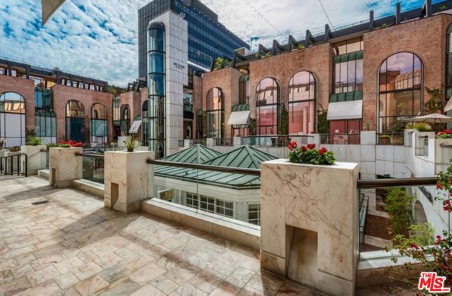  Commercial for Sale in Beverly Hills, California