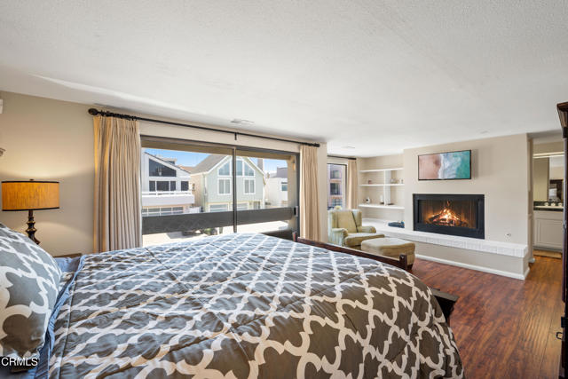 Detail Gallery Image 21 of 36 For 3371 Ocean Dr, Oxnard,  CA 93035 - 4 Beds | 3 Baths