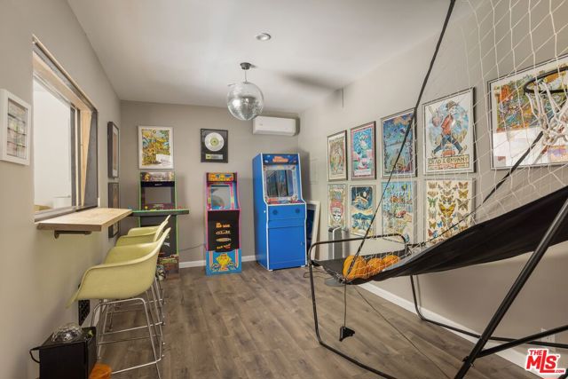 Drew Fenton | 959 Crater Oak Drive Calabasas CA | MLS: 7287258