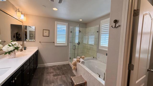 131 Lusitano Way, Gilroy CA: https://media.crmls.org/mediaz/b3c61e38-cf14-4490-b534-5b296a429244.jpg