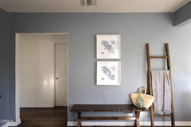 Detail Gallery Image 9 of 31 For 2020 Casa Grande St, Pasadena,  CA 91104 - 3 Beds | 2 Baths