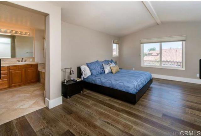 1317 Caminito Balada, La Jolla CA: https://media.crmls.org/mediaz/b3c7672e-072c-452c-a48b-82381f999e20.jpg