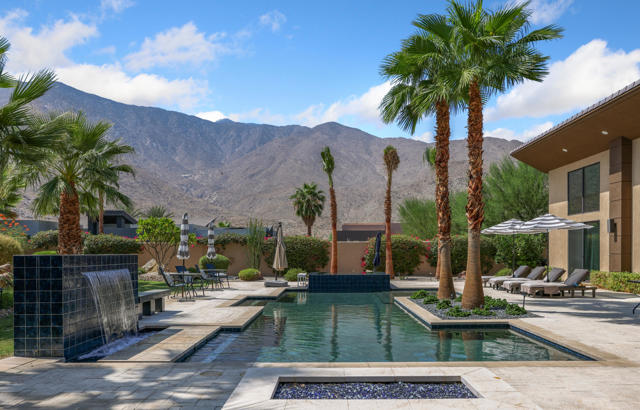 3150 Cody Court, Palm Springs, CA 92264