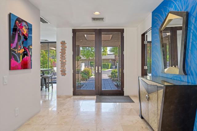 12 Whittier Court, Rancho Mirage CA: https://media.crmls.org/mediaz/b3c7d1e0-cbf0-40da-9ebe-25a2dc6a782e.jpg